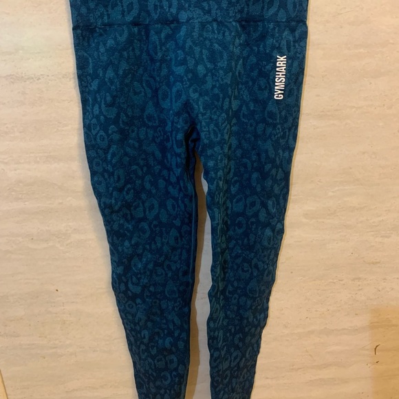 Gymshark Teal Adapt Animal Leggings with Stretchy Fit - Picture 2 of 5